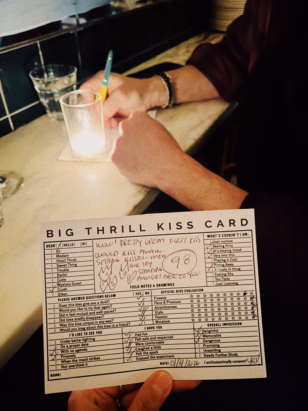 Kiss Date - (Big Thrill Kiss Cards)